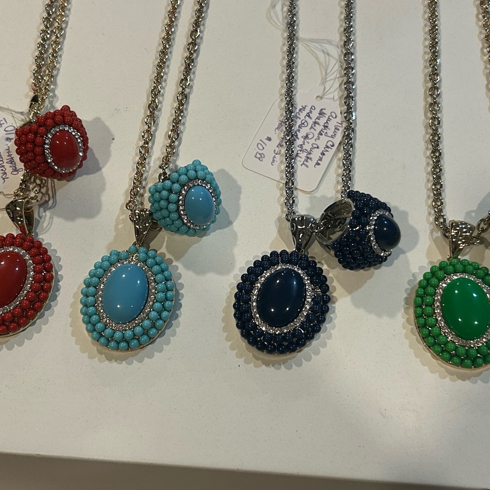 Elegant Multi-Color Beaded Pendant Necklace Set